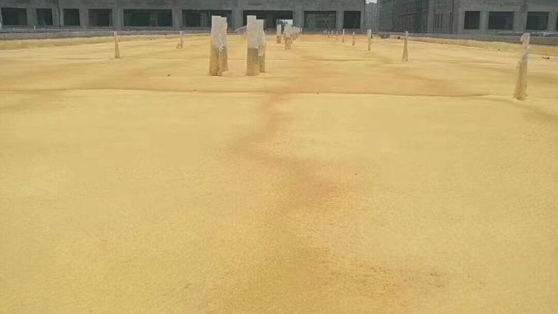 墙面湿度，防水涂料施工的隐形关卡**
