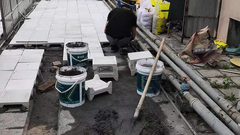非固化防水涂料施工报价：揭秘影响因素及合理评估